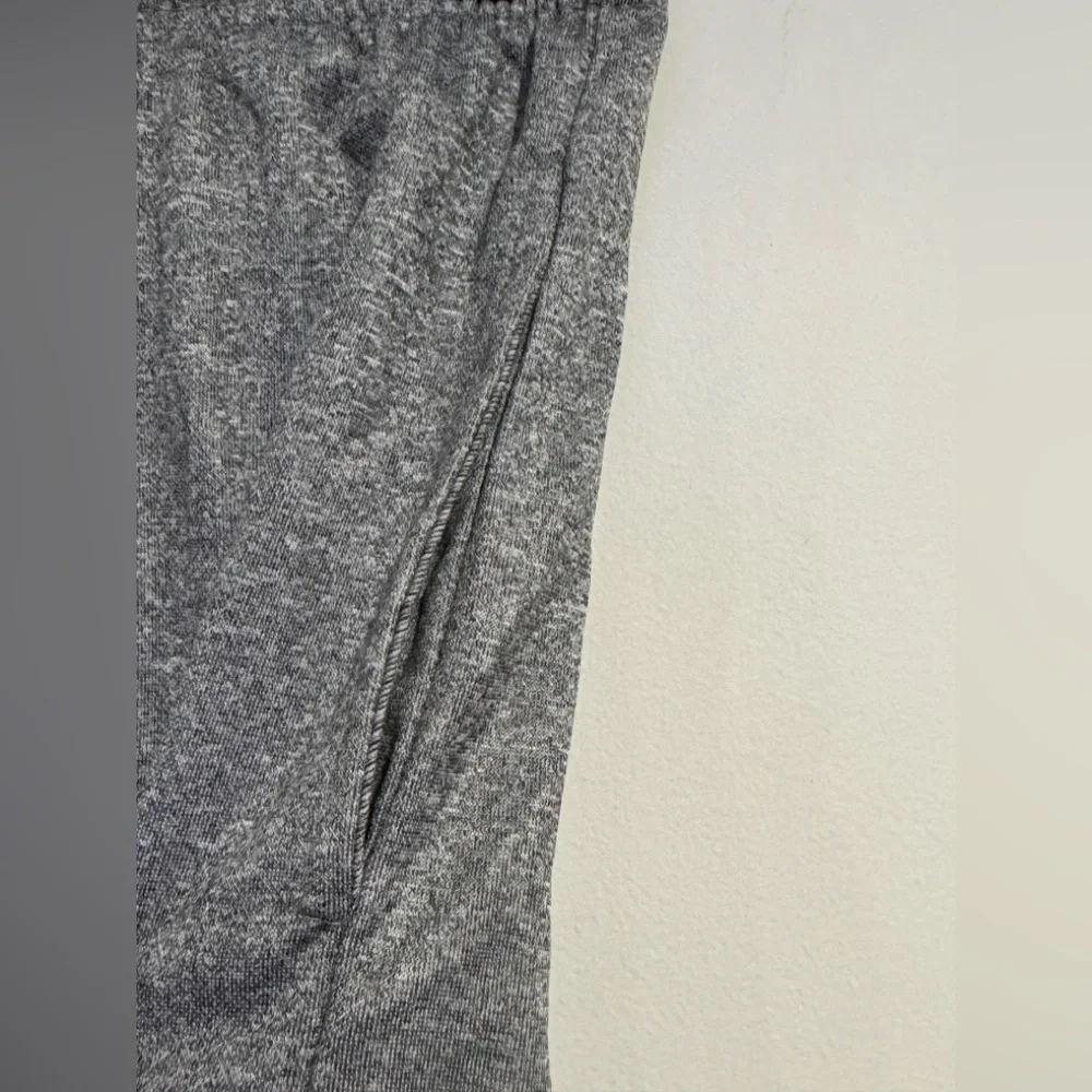 Kids NBA Gray Sweat Shorts With Pockets Size (10/12)
